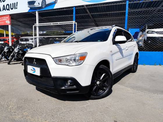 MITSUBISHI ASX 2.0 4X2 16V GASOLINA 4P AUTOMÁTICO MITSUBISHI ASX 2.0 4X2 16V GASOLINA 4P AUTOMÁTICO